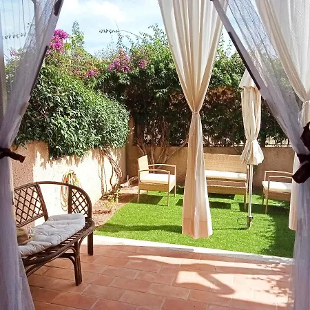 Appart T2 Plein Pied Avec Jardinet Tres Bien Situe Apartment